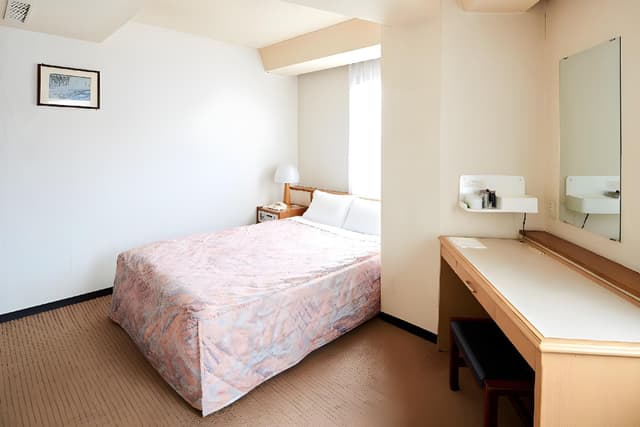 Double Room - Non-Smoking