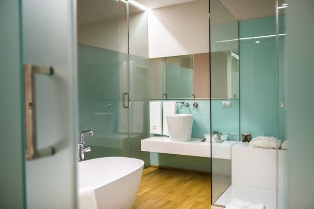 Deluxe Double or Twin Room, Bathtub, Sea View