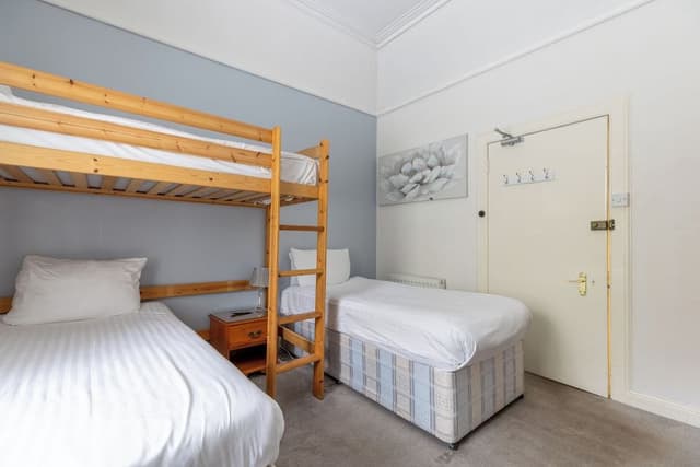 Basic Triple Room