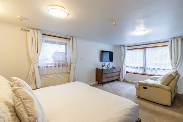 Deluxe Chalet