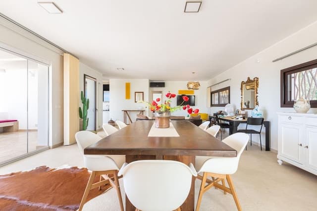 Villa, 4 Bedrooms