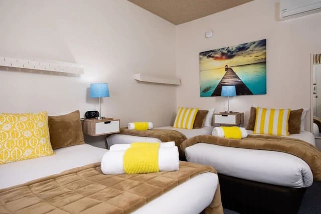 Deluxe Triple Room