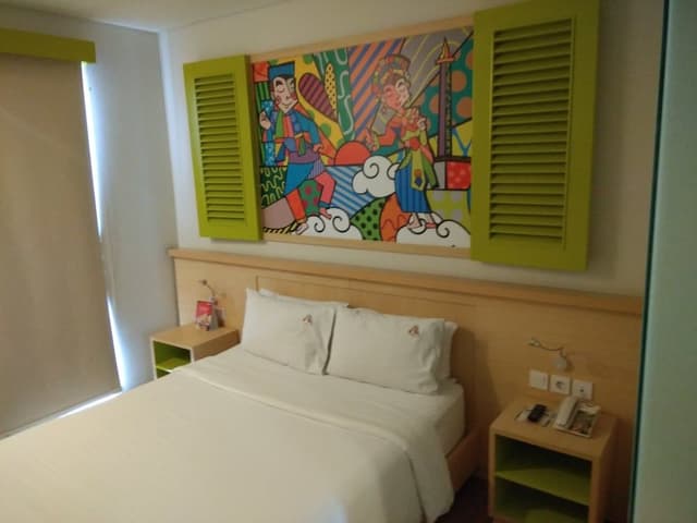 Happiness Room Queen Bed