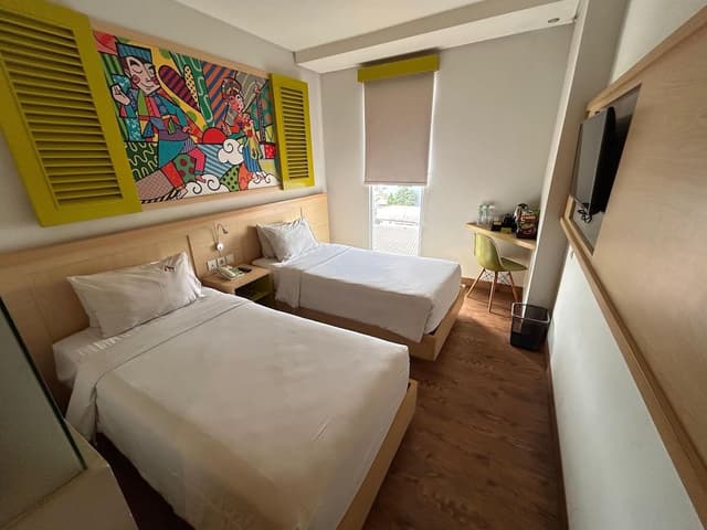 Happiness Room Twin Bed