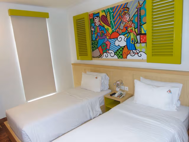 Happiness Room Twin Bed