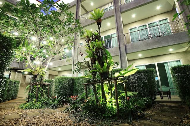 Garden View Room
