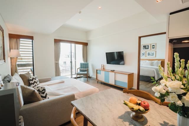 One Bedroom Suite with kitchenette