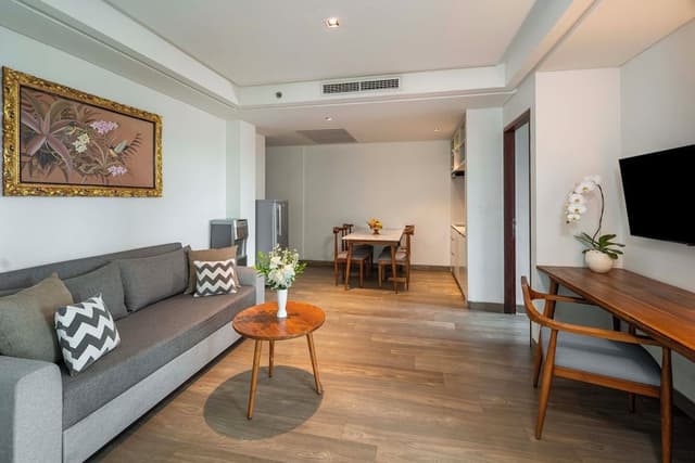 Family Suite, Kitchenette, City View