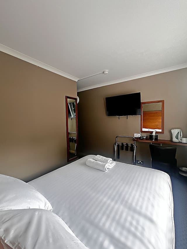 Economy Double Room