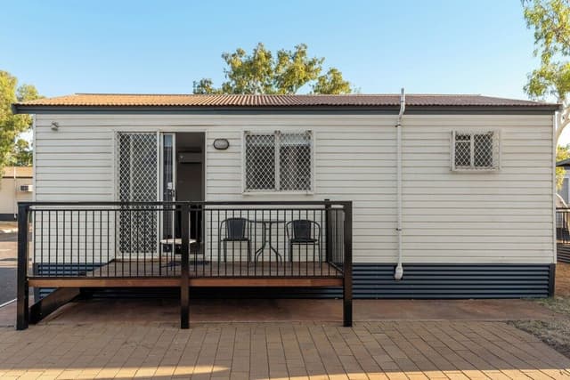 Superior Cabin - Sleeps 4 - Pet Friendly