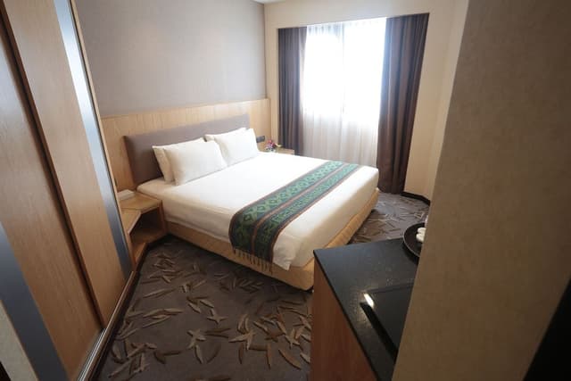 Superior King Room