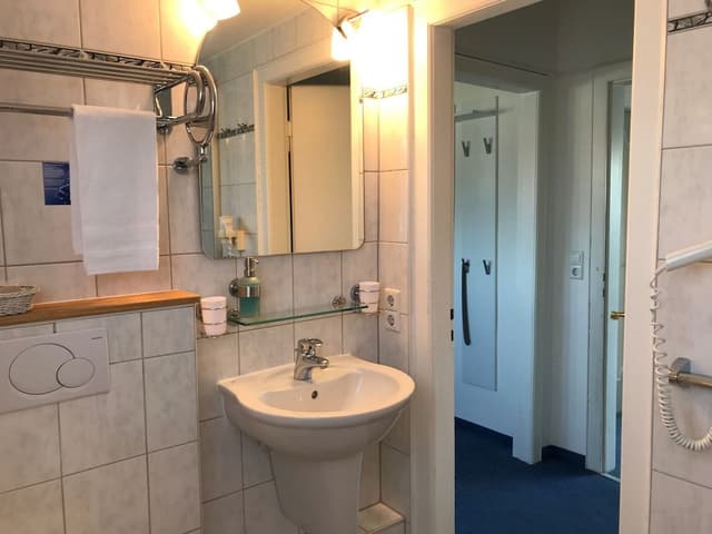 Comfort Single Room