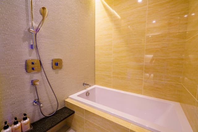 Superior Condo, 3 Bedrooms, Mountainside