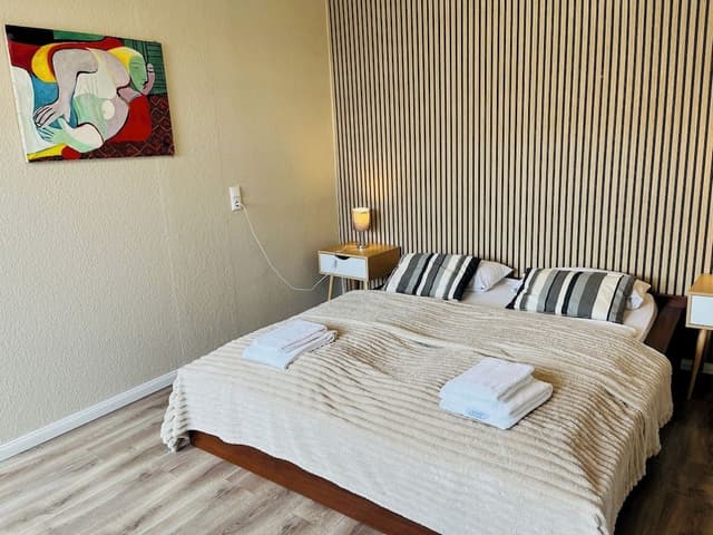 Classic Condo (F3)