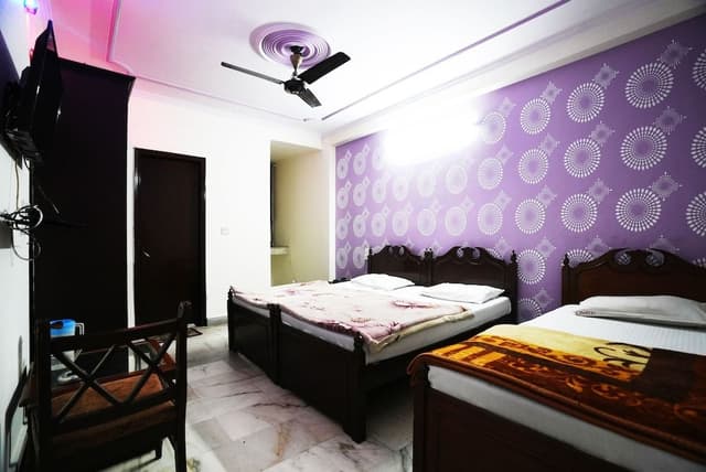 Deluxe Suite