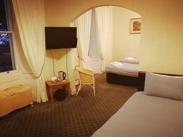 Room 5