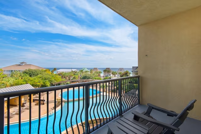 Condo, 1 King Bed with Sofa bed (Beach Resort 406)