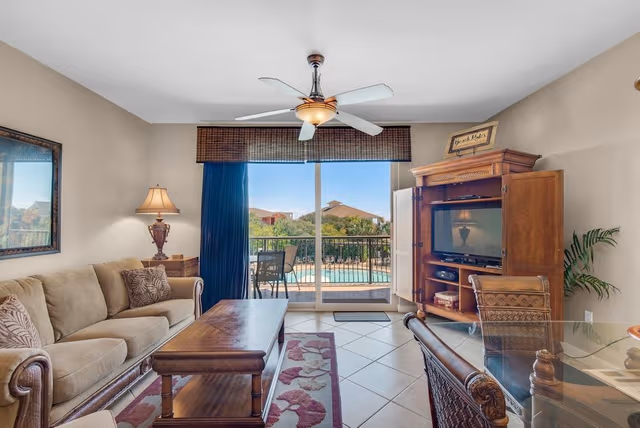 Condo, 1 King Bed with Sofa bed (Beach Resort 310)