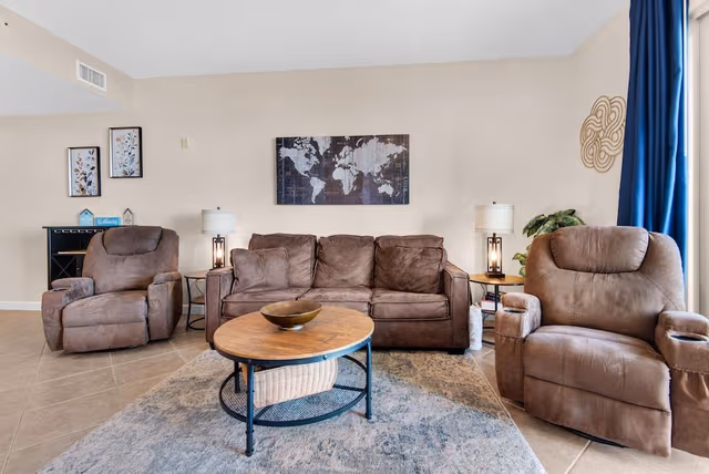 Condo, 1 King Bed with Sofa bed (Beach Resort 514)