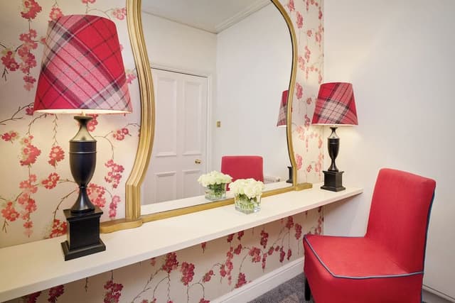 Luxury Room, 1 King Bed, Park View