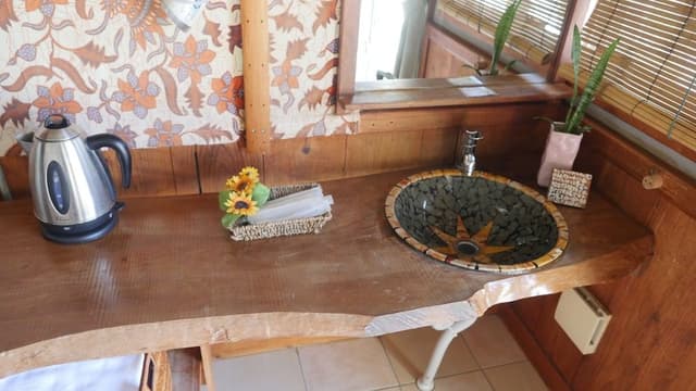 Premium Quadruple Room, 3 Twin Beds, Non Smoking, Sea View