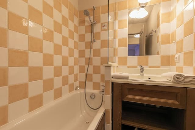 Appartement 6 personnes - 1 chambre + 1 coin nuit