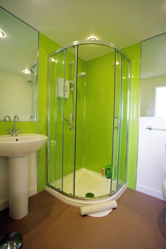 Double Room, Ensuite, Sea View (Green Room)