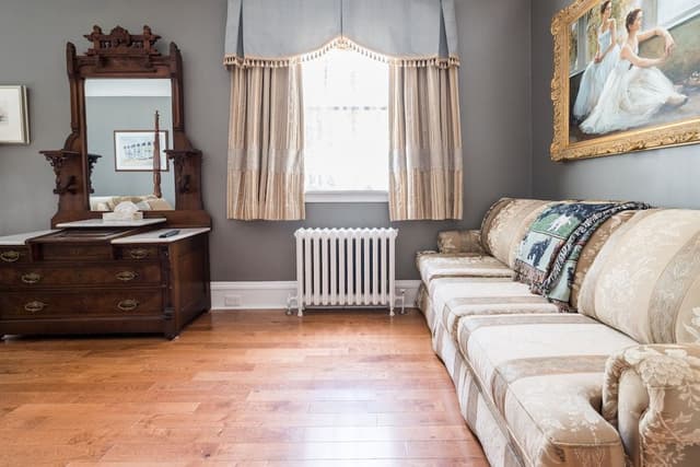Room, 1 Queen Bed (Philip Francis Little Suite)