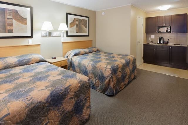 Standard Room, 2 Double Beds, Non Smoking, Kitchen (Pet Friendly)