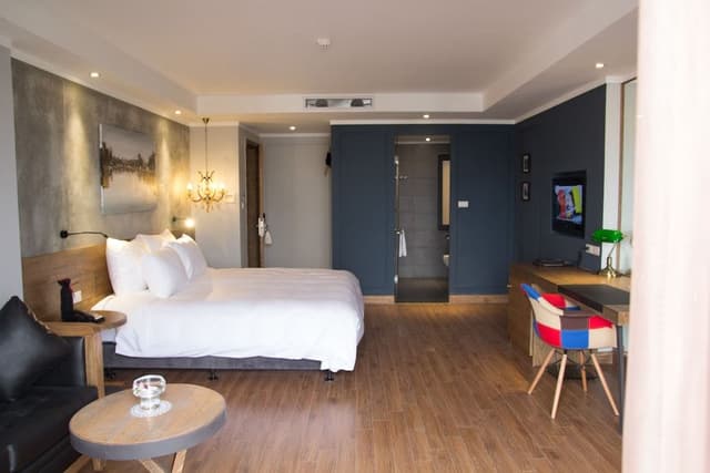 Premium Suite