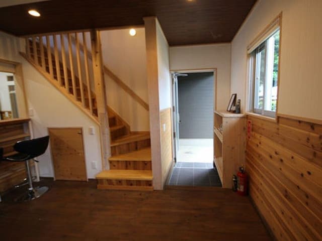 Room, 3 Bedrooms