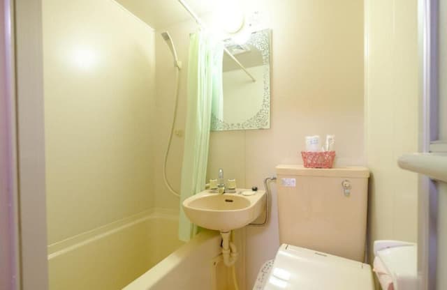 Japanese Style Room with 10 Tatami and Shared Bathroom