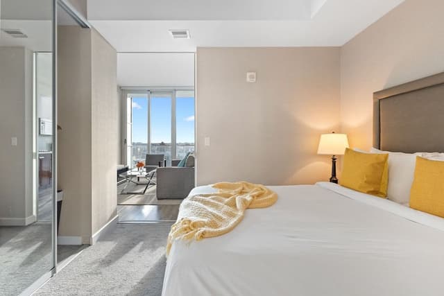 One Bedroom Queen Suite