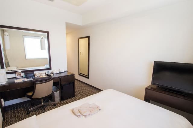 [Non-Smoking] Semi-Double Room (16 sqm)
