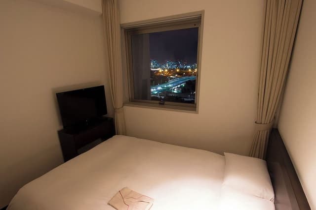 [Non-Smoking] Semi-Double Room (16 sqm)