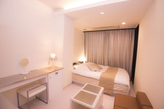 Double Room - Non-Smoking (Must check in after 21:00)