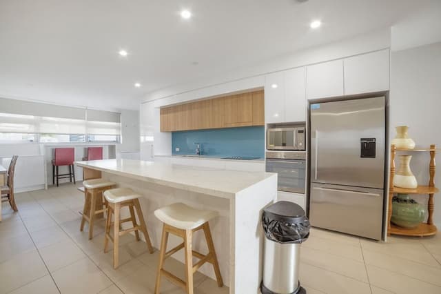 2 Bedroom Beachfront Apartment
