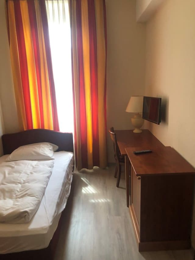 Economy Single Room