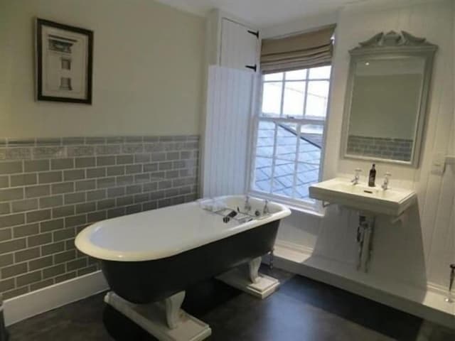 Superior Double Room, Ensuite (Estuary)