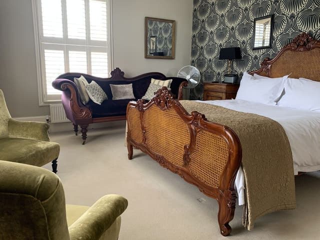 Superior Double Room, Ensuite (Estuary)
