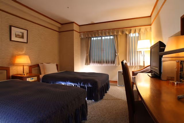 Twin Room, 2 Semi-double Beds, City View, South Side, Non Smoking