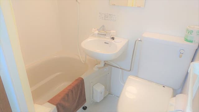 Standard Single Room, 1 Large Twin Bed, Non Smoking, Private Bathroom