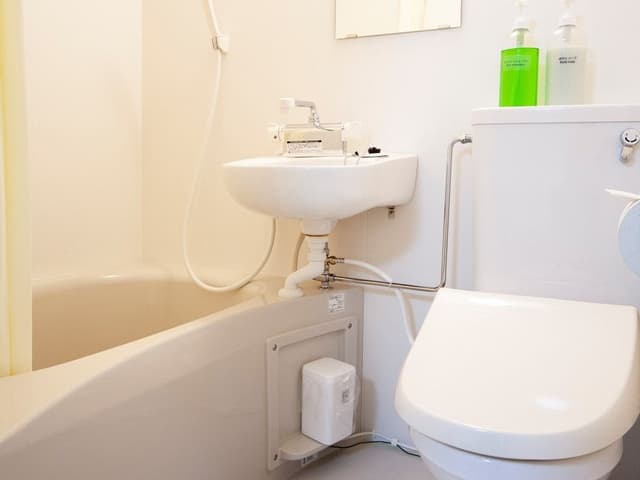 Standard Single Room, 1 Large Twin Bed, Non Smoking, Private Bathroom