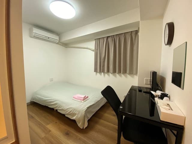 Standard Single Room, 1 Large Twin Bed, Non Smoking, Private Bathroom
