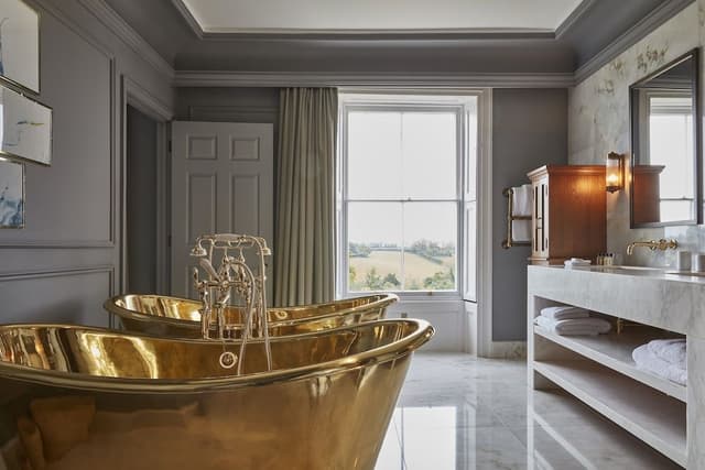 Superior Suite, River View