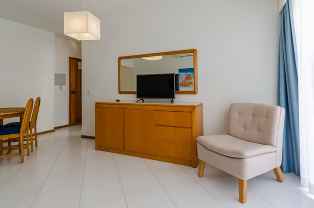 One-Bedroom Apartment with Side Sea View