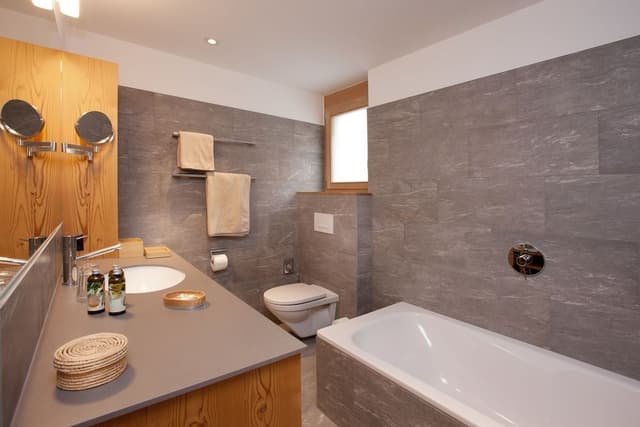 Luxury Chalet, 4 Bedrooms, Mountain View