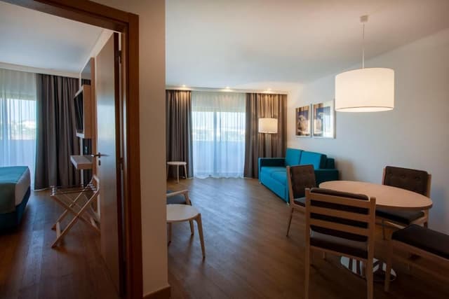 Superior Suite with Lateral Sea View