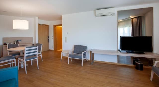 Superior Suite with Lateral Sea View