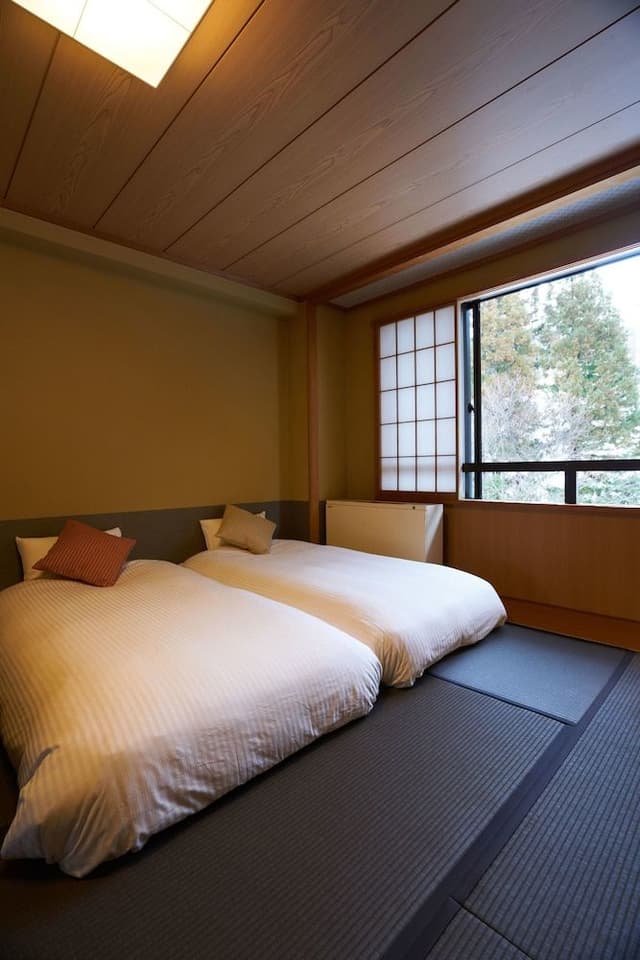 Club Room, with Shared Bathroom